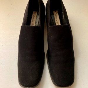 Vintage Donald Pliner Black Chunky heels 8 narrow
